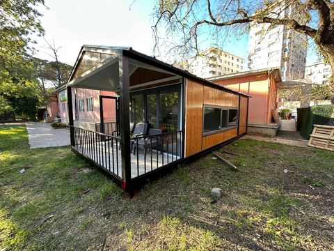 Kentsoy Yapı 36m2 1+0 Açık Ahşap Beşik Çatı Birleşim Modeli Prefabrik Konteyner Ev